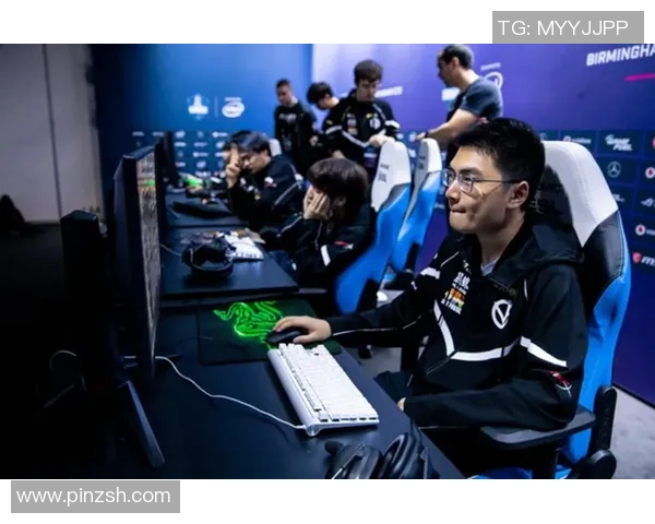FPX战队在DOTA2中的节奏体系解析与战术运用探讨